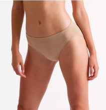 Load image into Gallery viewer, Seamless High Cut Brief