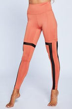 Load image into Gallery viewer, Angles Leggings